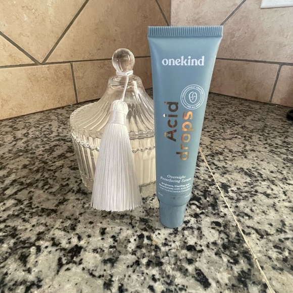 Onekind Aciddrops Overnight Resurfacing Serum full size 1oz - Picture 8 of 10